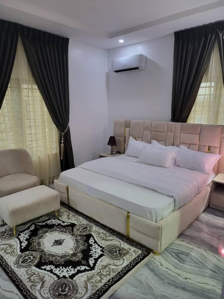 De-Omega Homes - Serviced Apartment Jahi, אבוג'ה מראה חיצוני תמונה